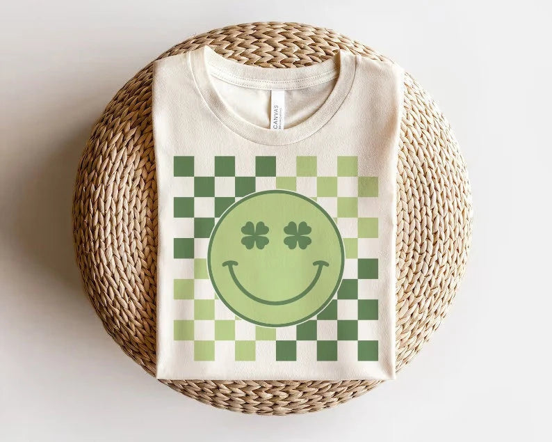 Retro Clover Smiley Graphic T